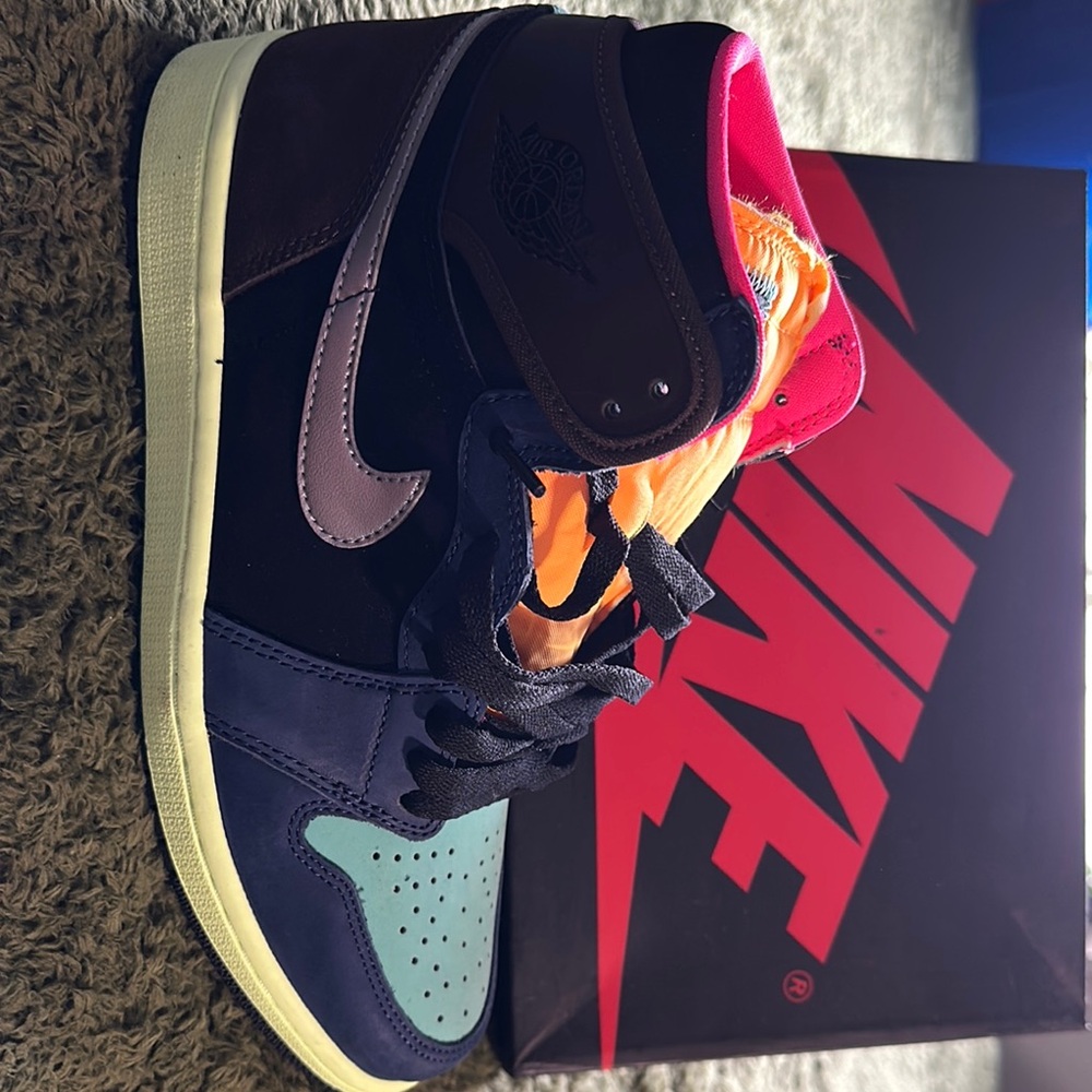 Nike AJ 1 - Bio Hacks Sneakers